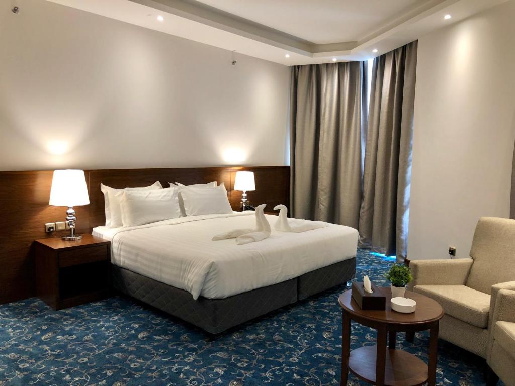 Zaha Al Munawara Hotel Main image 2